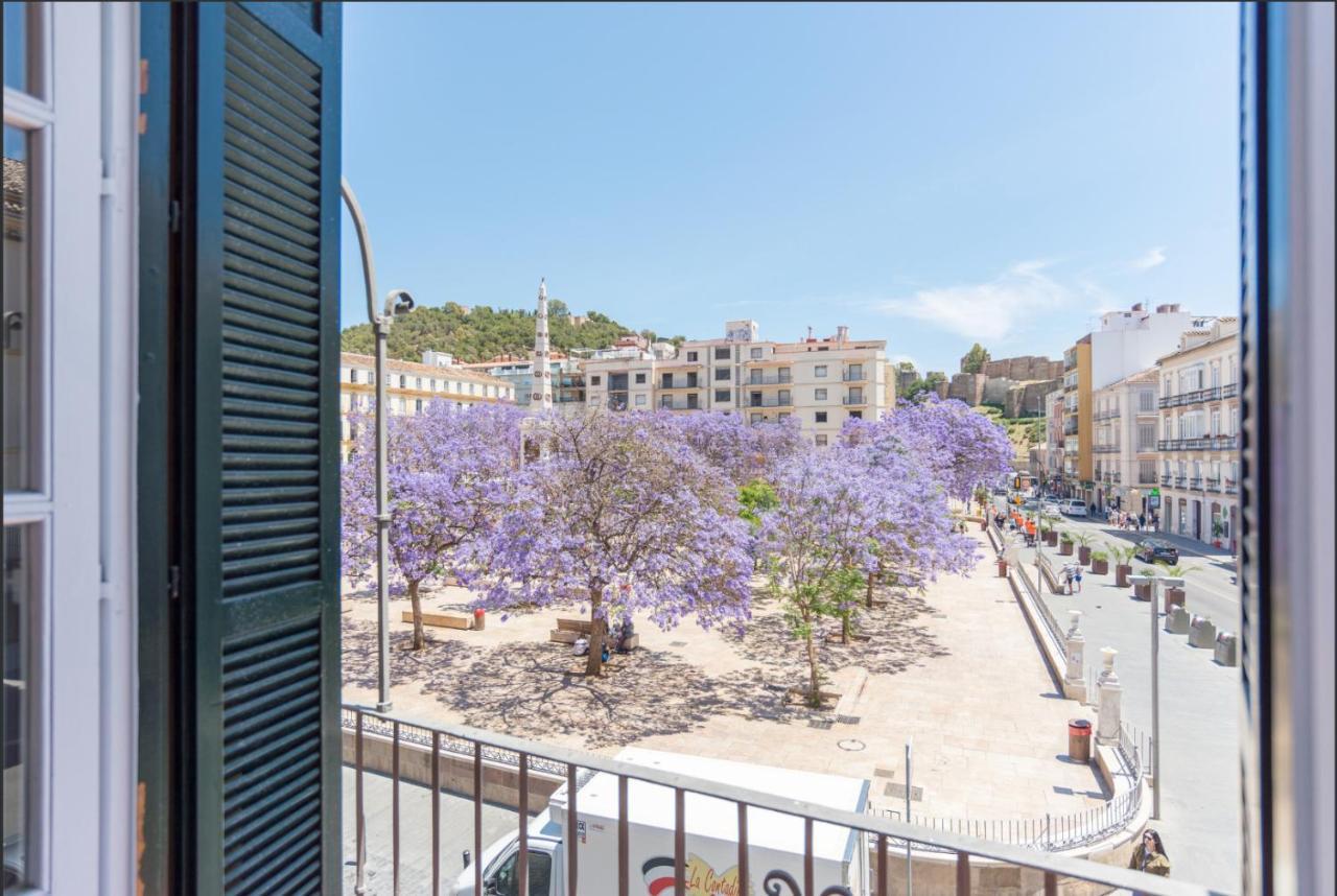 Merced10 2D Malaga Luaran gambar